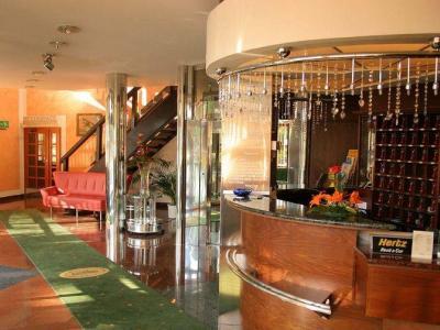 Hotel Eroplan Rožnov pod Radhoštěm Eksteriør bilde